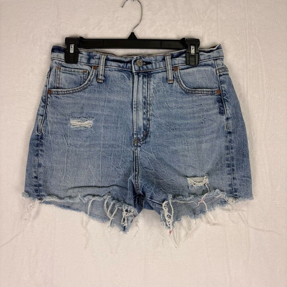 Silver Jeans High Rise Raw Hem Distress Detail Desirable Jean‎ Shorts Size 29